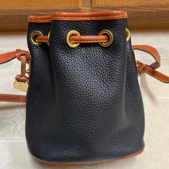 Dooney & Bourke Vintage Leather mini drawstring crossbody bucket bag - Picture 2 of 9